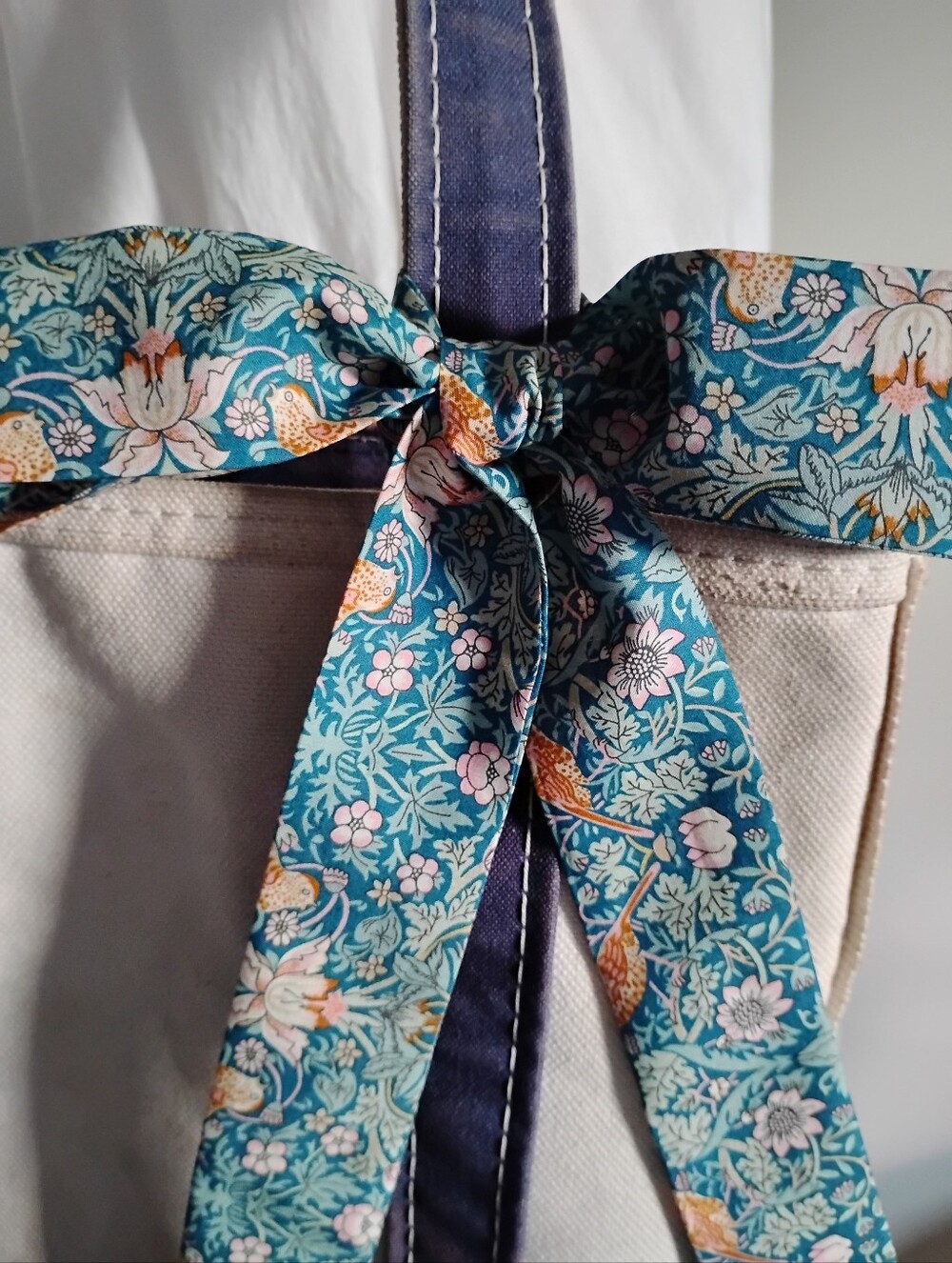 Liberty Art Fabric Tana Lawn Super Skinny Scarf William Morris Strawberry Thief - Picture 3 of 13